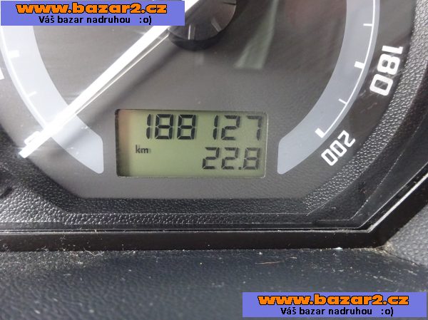 Škoda Fabia 1.2i r.v.2006 Koupeno v ČR