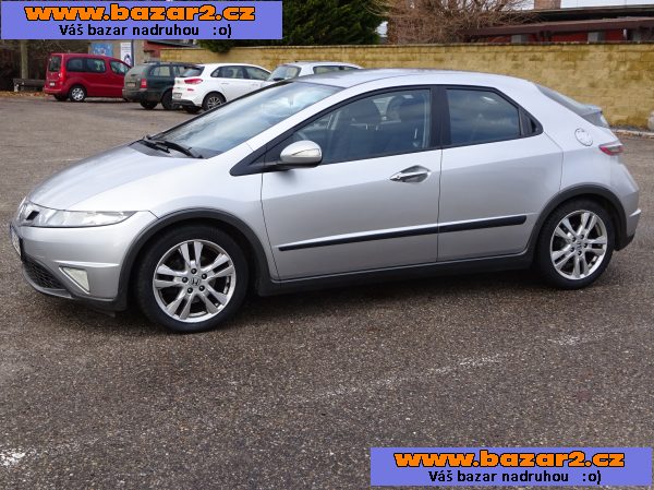 Honda Civic 1.8 VVTi r.v.2010 1.Maj.serv.kníž.ČR