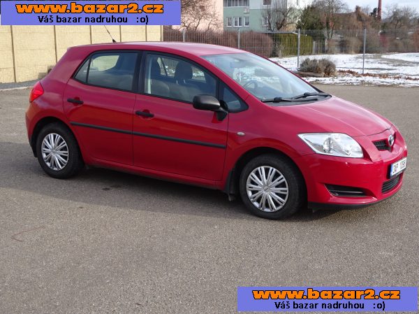 Toyota Auris 1.3 VVTi r.v.2009 Koupeno v ČR (DPH)