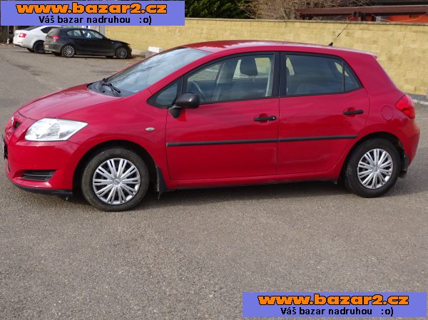 Toyota Auris 1.3 VVTi r.v.2009 Koupeno v ČR (DPH)