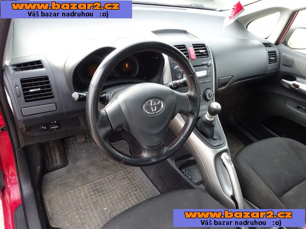 Toyota Auris 1.3 VVTi r.v.2009 Koupeno v ČR (DPH)