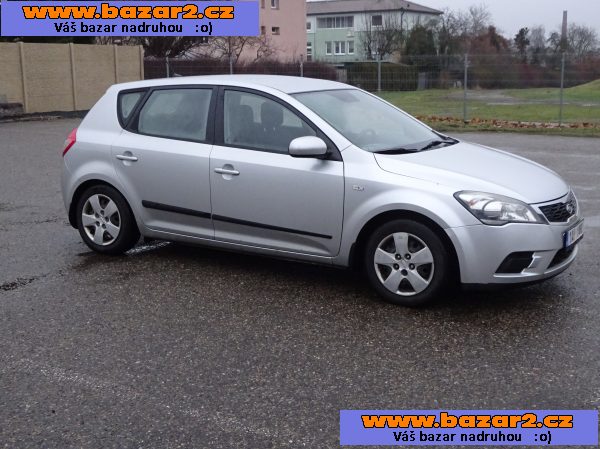 Kia Cee´d 1.4i r.v.2010 (80 kw) 1.Majitel Koupeno v ČR 