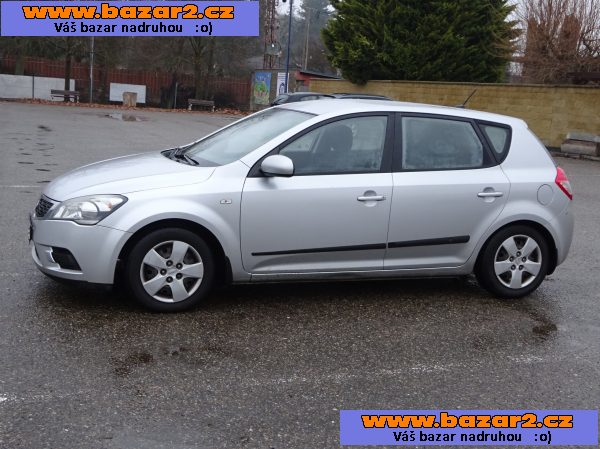 Kia Cee´d 1.4i r.v.2010 (80 kw) 1.Majitel Koupeno v ČR 