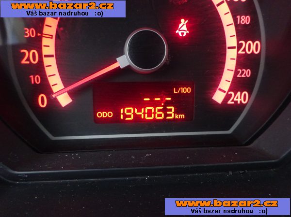 Kia Cee´d 1.4i r.v.2010 (80 kw) 1.Majitel Koupeno v ČR 