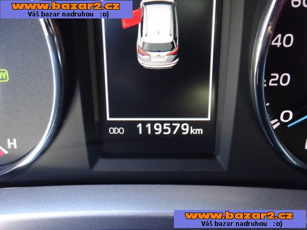 Toyota Rav4 2.5i Hybrid r.v.2016 2.Maj.servis ČR 