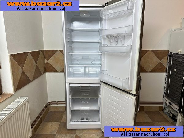 565 Lednice kombinovaná BEKO A+ ENERGY nerez
