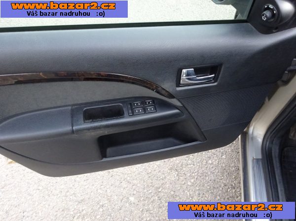 Ford Mondeo 2.0i Combi r.v.2004 (107 kw) Koupeno v ČR