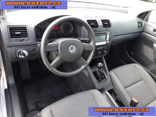 VW Golf 1.9 TDI r.v.2005 (66 KW) Koupeno v ČR