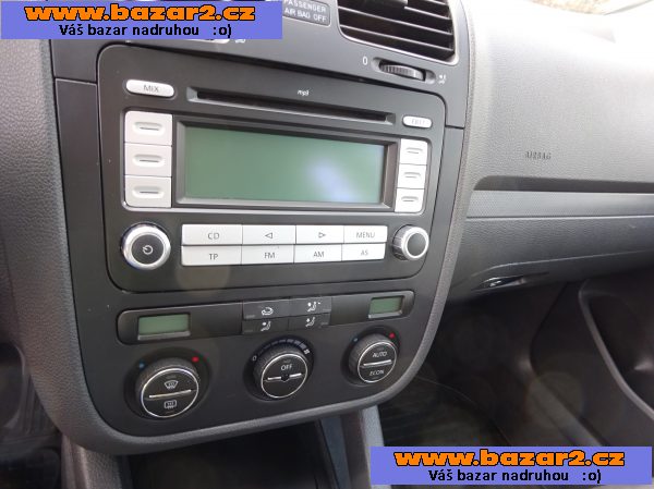 VW Golf 1.9 TDI r.v.2005 (66 KW) Koupeno v ČR