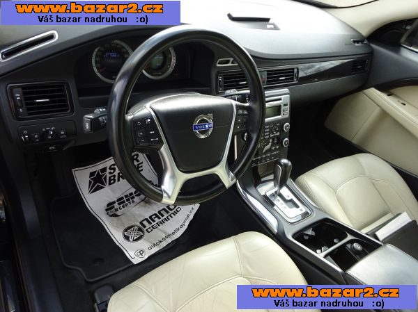 Volvo V70 2.4 D5 Combi r.v.2010 2.Maj.serv.kníž.