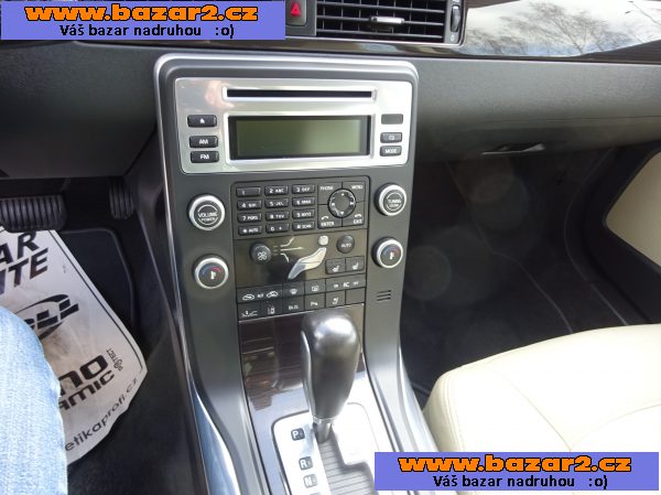 Volvo V70 2.4 D5 Combi r.v.2010 2.Maj.serv.kníž.