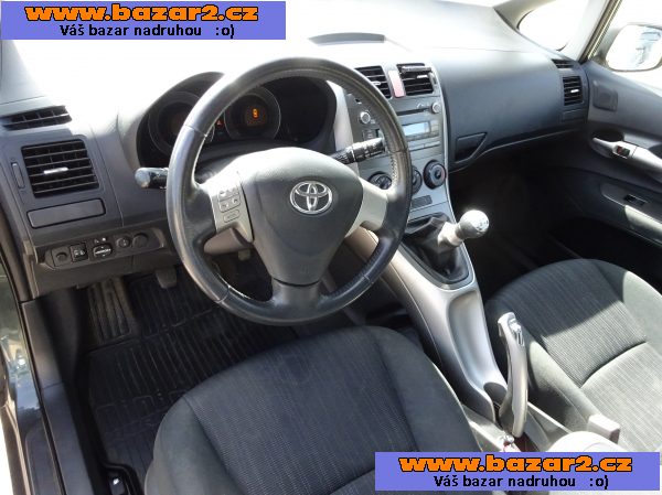 Toyota Auris 1.6 VVTi r.v.2007 Koupeno v ČR (91 kw)