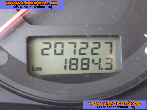 Najeto:207 000 km klimatizace Bezpečnostní systémy: ABS, ESP, Protiprokluzový sy