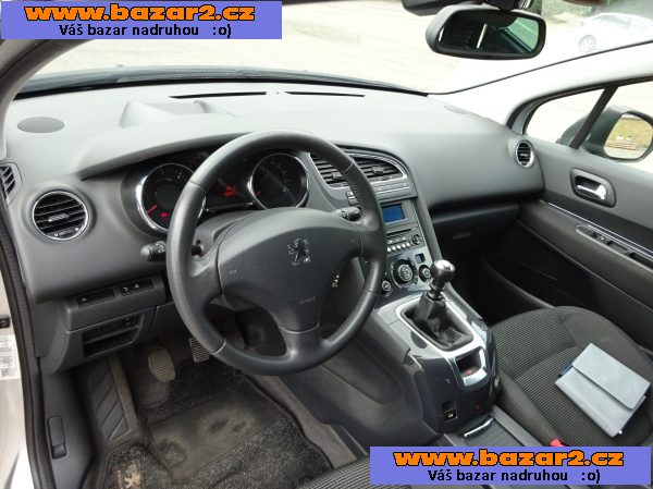 Peugeot 5008 2.0 HDI r.v.2012(110 kw) servisní knížka