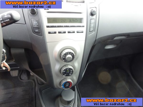 Toyota Yaris 1.0i r.v.2008 (51kw) 1.Maj.serv.kníž.ČR