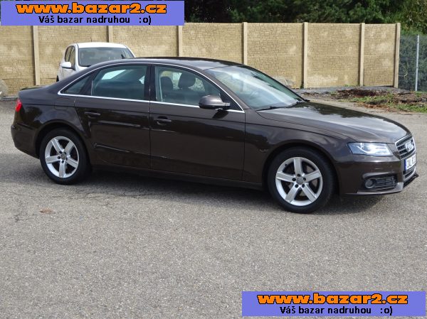 Audi A4 2.0 TDI r.v.2011 2.Majitel Koupeno v ČR