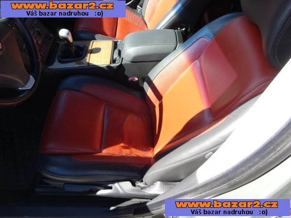 Volvo XC 90 D5 AWD 2.4D r.v.2005 (136 kw)