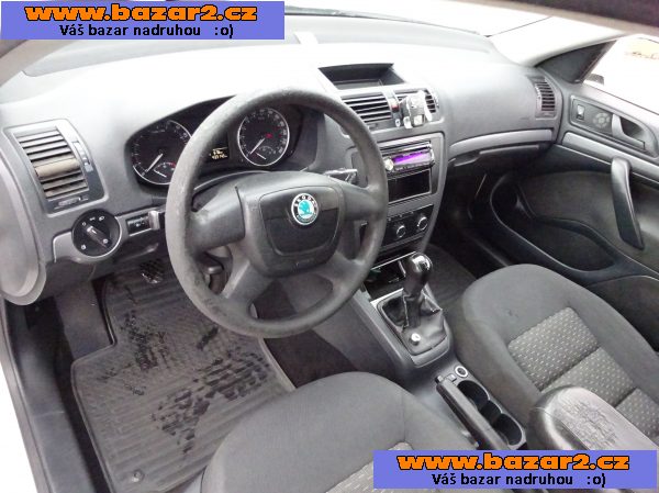 Škoda Octavia 1.6 TDI Combi r.v.2011(77 kw) Koupeno v ČR 