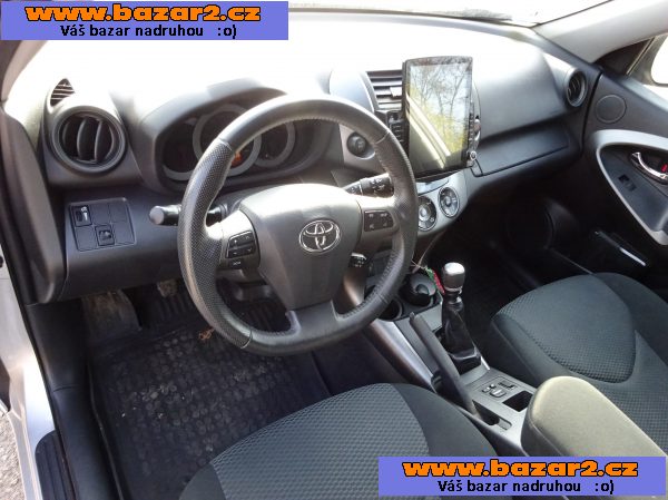 Toyota Rav4 2.0i 4x4 r.v.2011 (116 kw) stk:8/2025