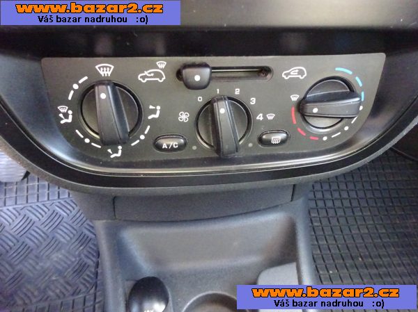 Citroen C3 1.1i r.v.2007 1.Majitel Nové v ČR 
