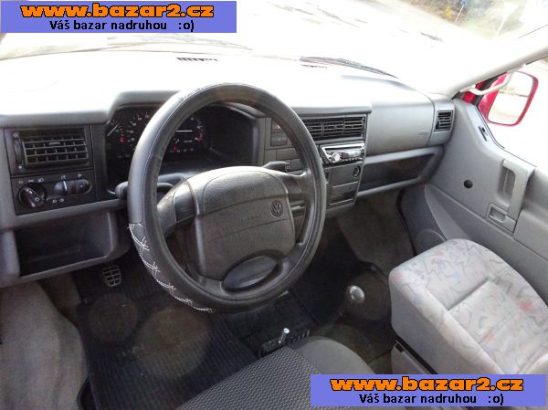 VW Multivan 2.5 TDI r.v.1998 (75 kw) závěs