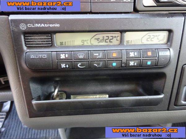 VW Multivan 2.5 TDI r.v.1998 (75 kw) závěs