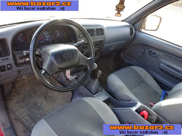 Toyota Hilux 2.5 D r.v.2001 Koupeno v ČR stk:5/2026 