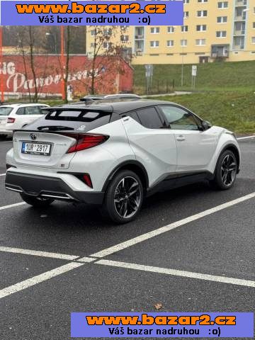 Prodej automobilu Toyota Axit
