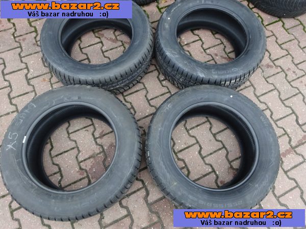 Zimní pneu Nokian 255x55 R18