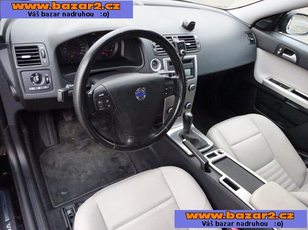 Volvo V 50 2.0i r.v.2008 (107 kw) serviska Koupeno v ČR