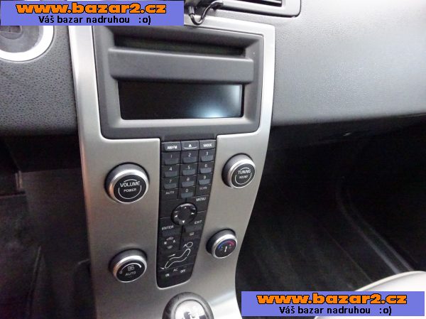 Volvo V 50 2.0i r.v.2008 (107 kw) serviska Koupeno v ČR