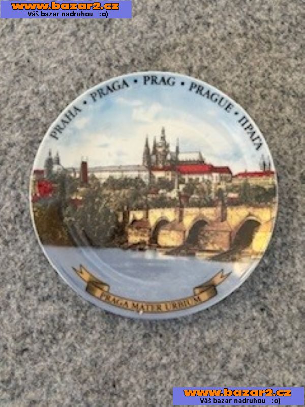 Nástěnné talíře Praha- různé druhy