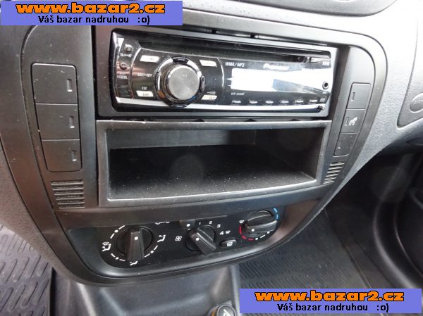 Citroen C3 1.1i r.v.2006 (44 kw) Koupeno v ČR