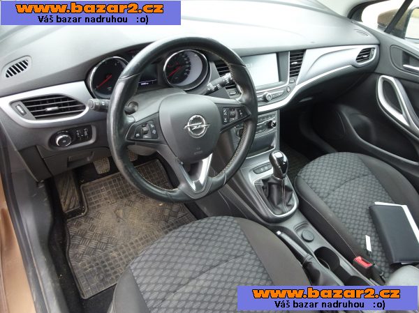 Opel Astra 1.6 CDTI Combi r.v.2017 2.Maj.serv.kníž.ČR 