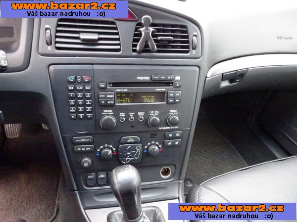 Volvo XC70 2.5T r.v.2003 (154 kw) Koupeno v ČR (DPH)