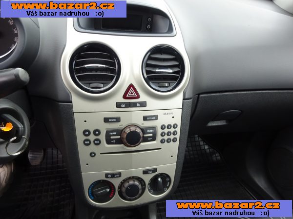Opel Corsa 1.2i r.v.2007 (59 kw) 1.Majitel 