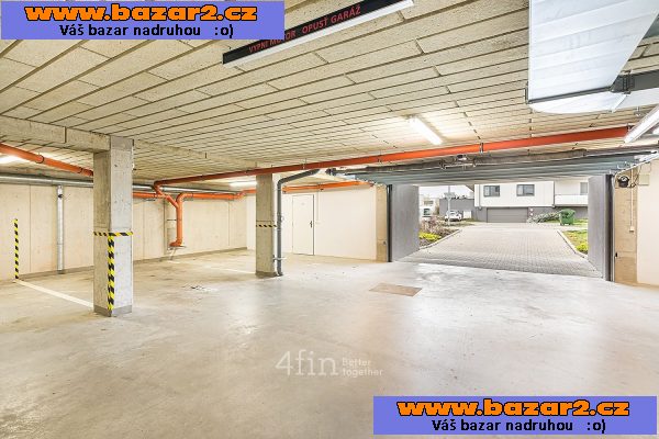 Pronajmu KRYTÉ GARÁŽOVÉ STÁNÍ  - Slavkov u Brna