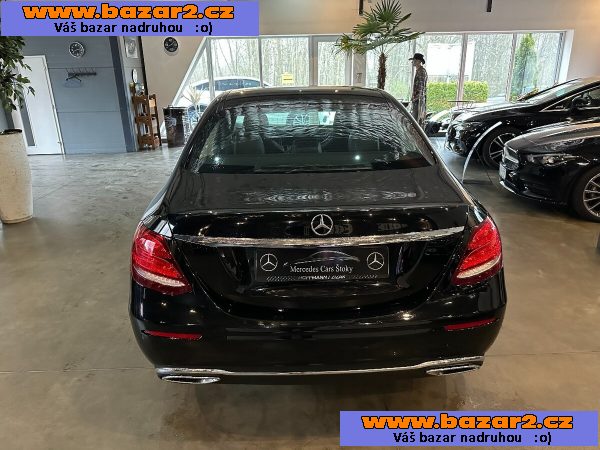 Mercedes-Benz E 220 D