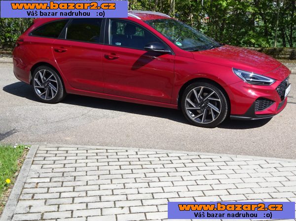 Hyundai i30 1.5 GDI MHEV r.v.2021 1.Maj.serv.kníž.ČR