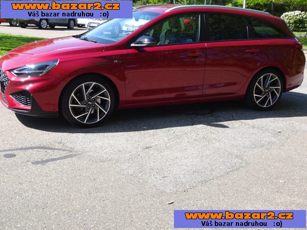 Hyundai i30 1.5 GDI MHEV r.v.2021 1.Maj.serv.kníž.ČR