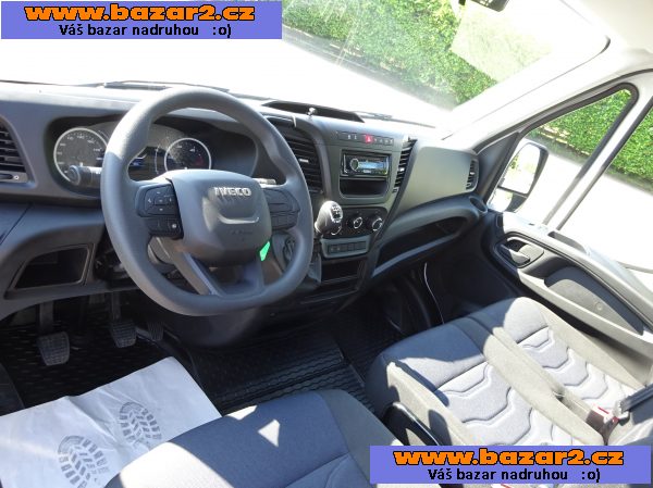 Iveco Daily 35 SI sklápěč r.v.2021 Provoz2024 (DPH) 7 Míst