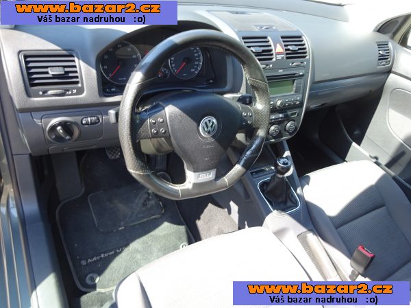 VW Golf 1.6i r.v.2007 (75 kw) klima Koupeno v ČR 