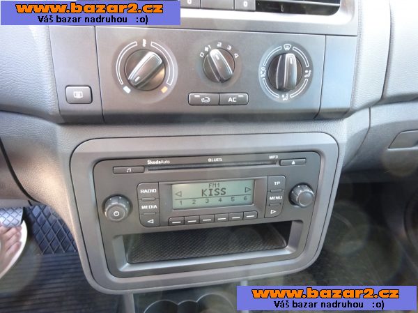 Škoda Fabia 1.2 TSI r.v.2012 (servisní knížka) ČR