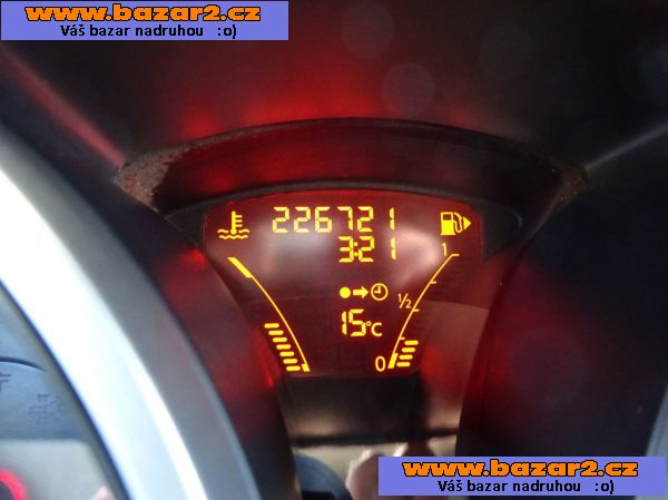 Nissan Juke 1.5 DCI r.v. 2011 (63 kw) 1.Majitel-6, inzerce-cz.cz Nissan Juke 1.5 DCI r.v. 2011 (63 kw) 1.Majitel
