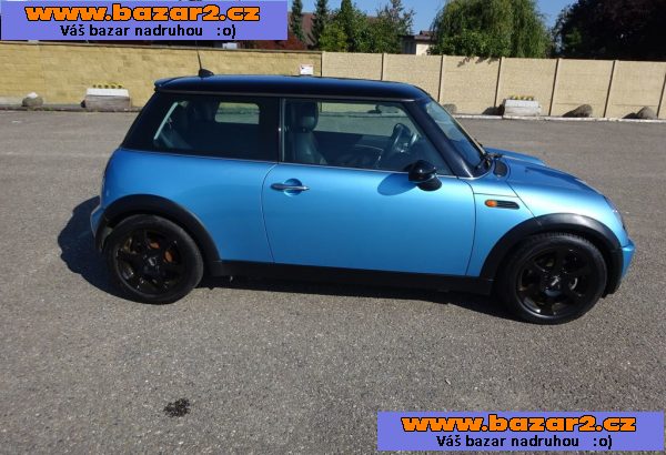 Mini Cooper 1.6i r.v.2005 (85 kw)