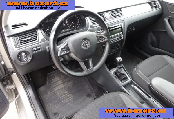 Škoda Rapid 1.2 TSI r.v.2014 2.Maj.el.serviska ČR