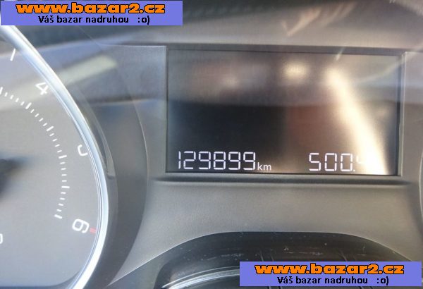 Peugeot 2008 1.4 HDI r.v.2015 (50 kw) Koupeno v ČR