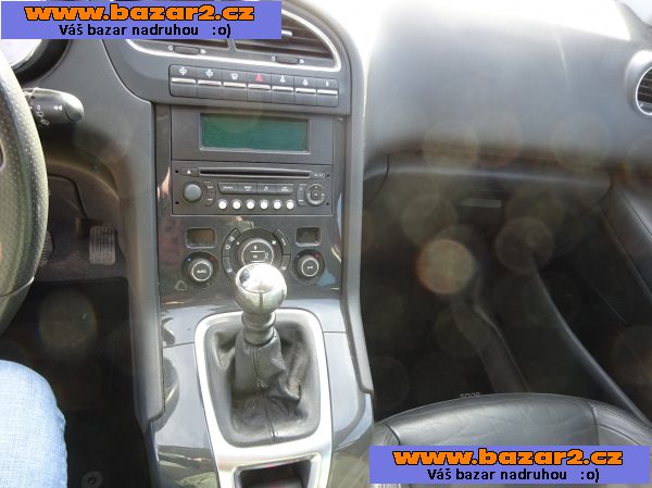 Peugeot 5008 1.6i r.v.2010 (115 kw) stk:4/2027 Koupeno ČR