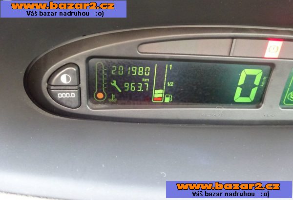 Citroën Xsara Picasso, 2.0 HDI r.v. 2002 (66 kw) 1.Majitel-6, inzerce-cz.cz Citroën Xsara Picasso, 2.0 HDI r.v. 2002 (66 kw) 1.Majitel