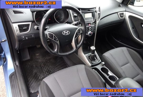 Hyundai i30 1.6i Combi r.v.2012 (99 kw) 2.Maj.serv.kníž.ČR